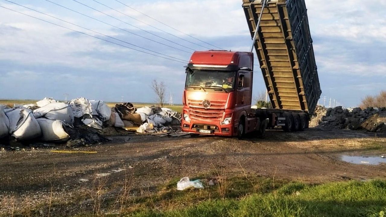 Muratlı'da 59 plakalı kamyon izinsiz atık döktü — Sürücüye ceza