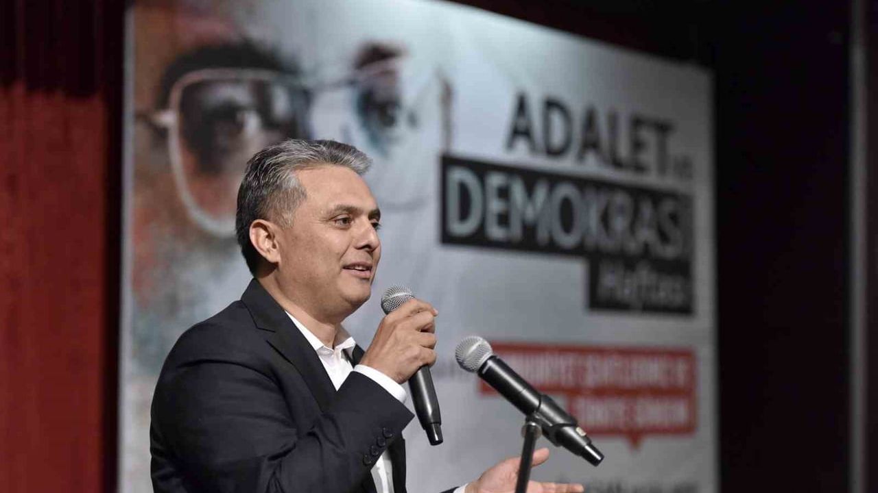 Muratpaşa'da Uğur Mumcu Anısına Panel — Ümit Uysal Konuşacak