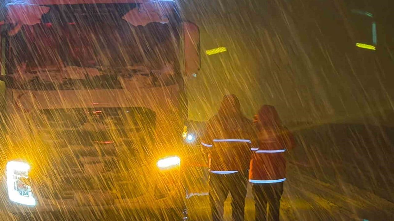 Muş’ta Kar ve Tipi: Kızılay 180 Kişiye Destek Sağladı