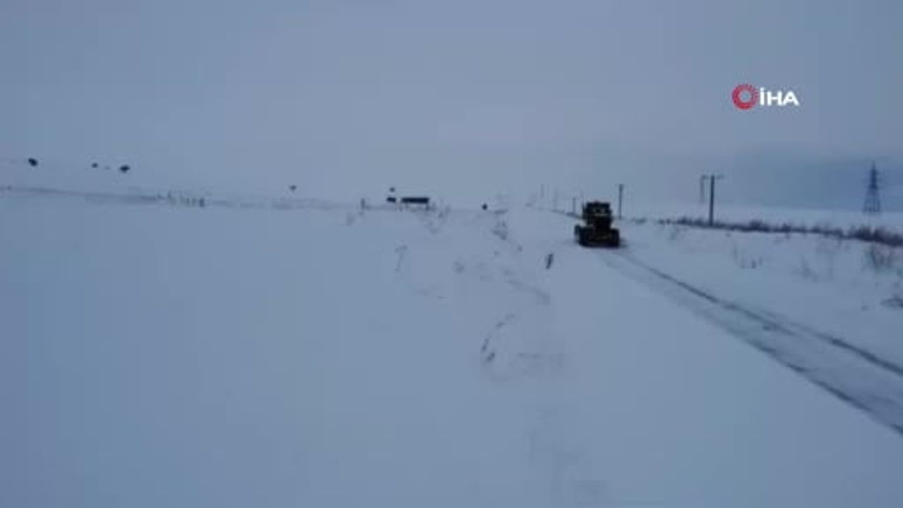 Muş'ta Yoğun Kar: 345 Köy Yolu Ulaşıma Kapandı