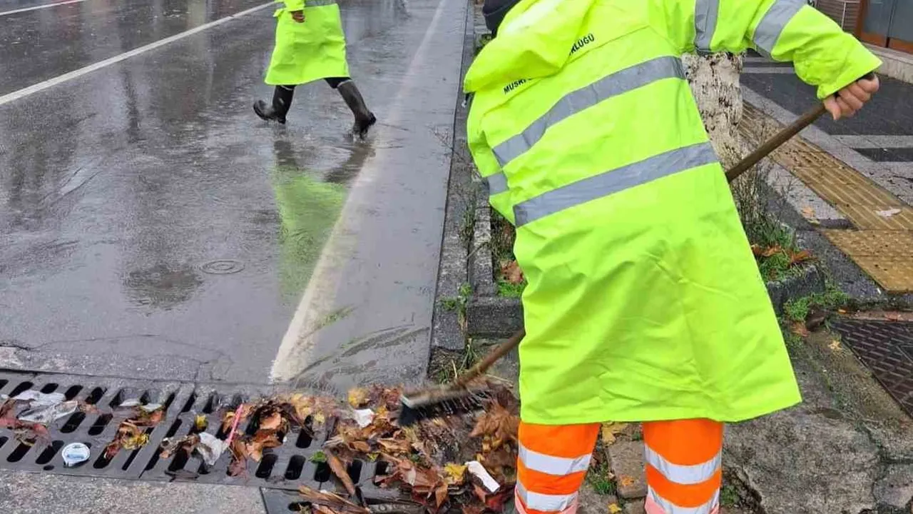 MUSKİ 24 Saat Yağmur Mesaisinde: Muğla'da Taşkın Önlemleri