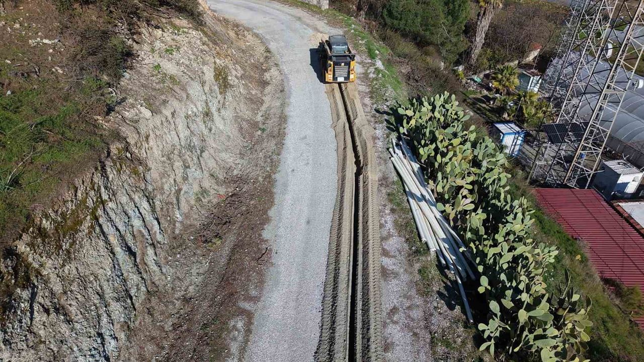 MUSKİ, Karaca Mahallesi'nde 40 yıllık içme suyu hatlarını kamusal alana taşıyor