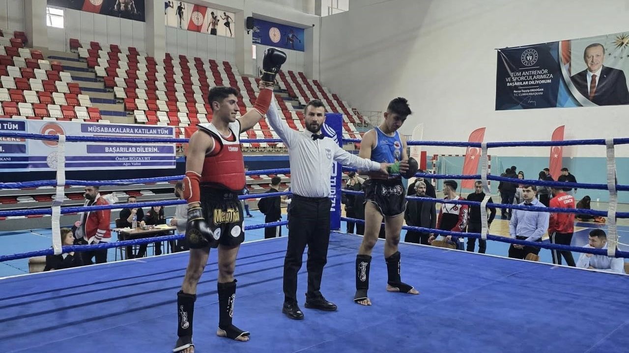 Muşlu Sporculardan Muaythai'de 14 Madalya ve Türkiye Şampiyonası Bileti