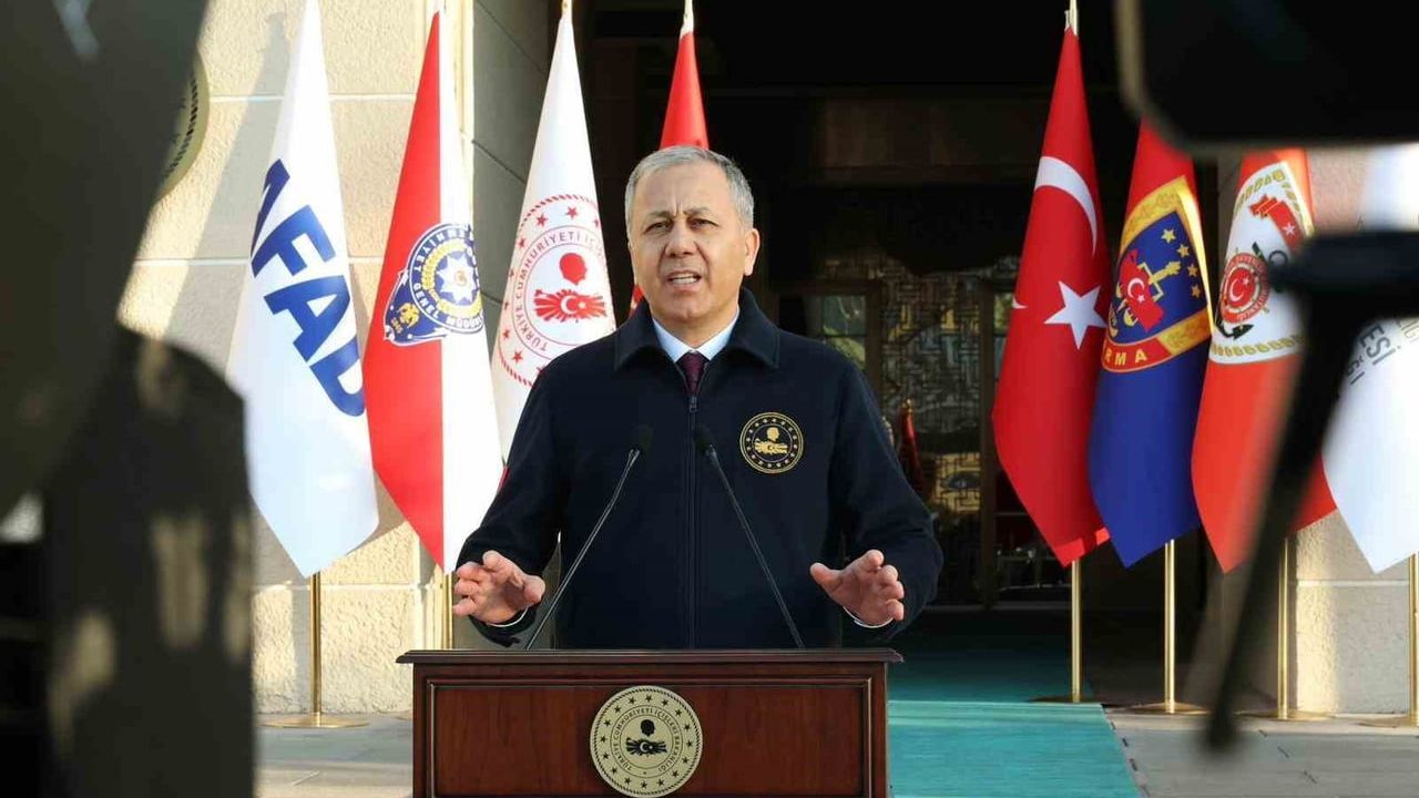 Narkokapan İzmir Operasyonu: 14 İlde 641 Sokak Satıcısı Gözaltında