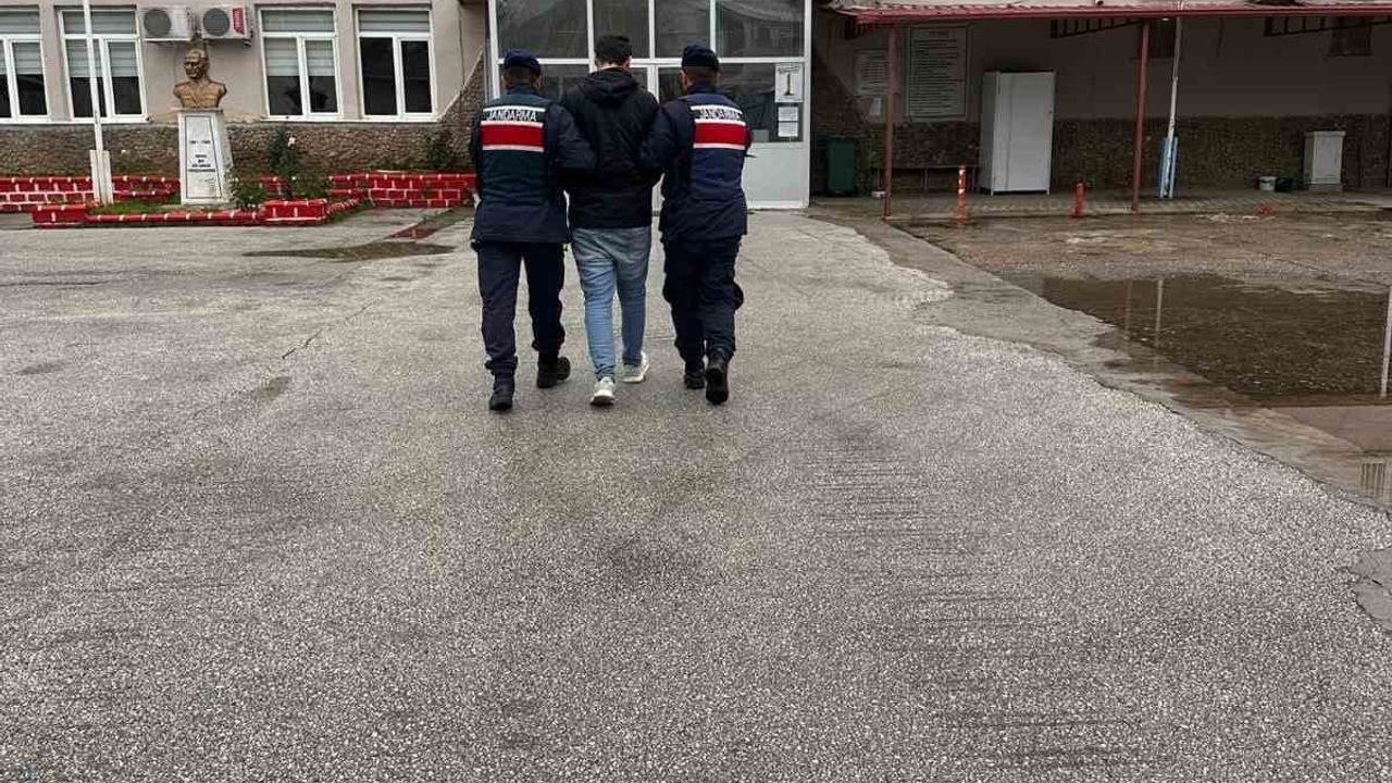Nazilli'de 14 yıl 6 ay 15 gün hapis cezası bulunan hükümlü jandarmaya yakalandı