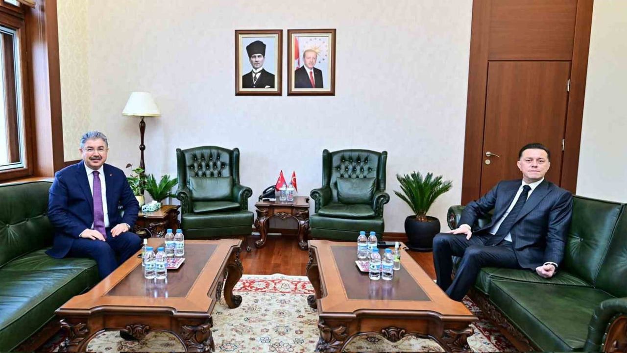 Nebi Hatipoğlu’ndan Vali Dr. Erdinç Yılmaz’a hayırlı olsun ziyareti