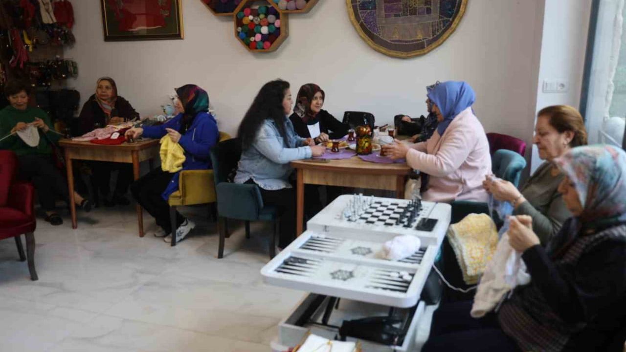 Nevşehir'de Kadınlara Özel Hobi Kafe: Erkekler Giremez