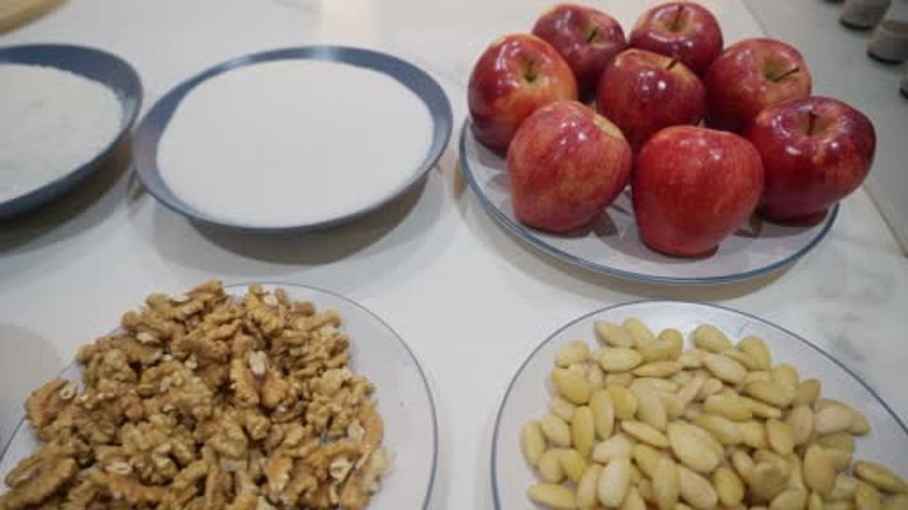 Niğde Elmasıyla Katkısız Elmalı Cezerye — Şef Mevlüt Ölmez'in Doğal Tarifi