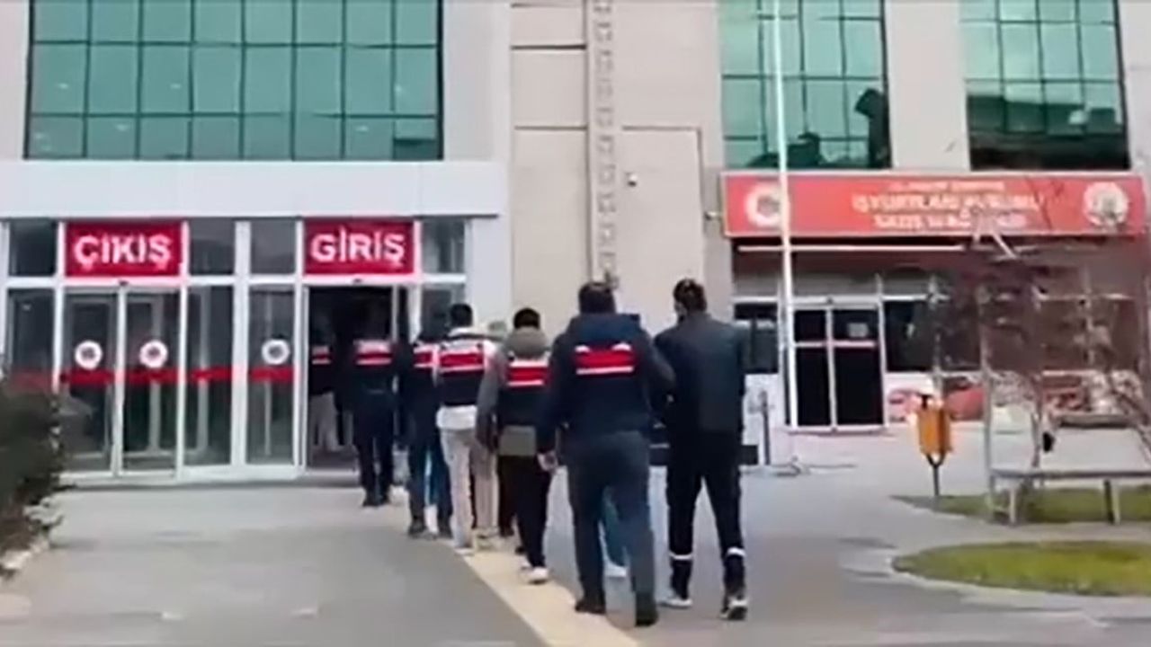 Niğde Merkezli Siber Dolandırıcılık Operasyonu: 7 Şüpheli Yakalandı