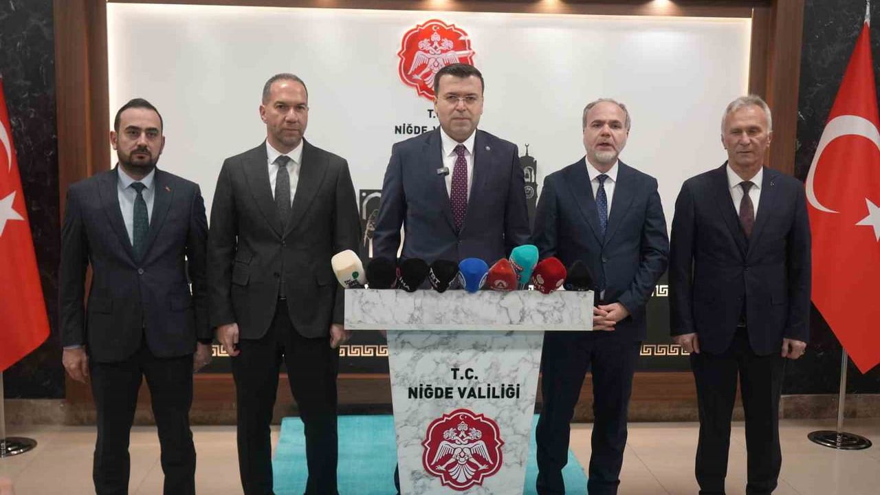 Niğde Valisi Nedim Akmeşe Göreve Başladı