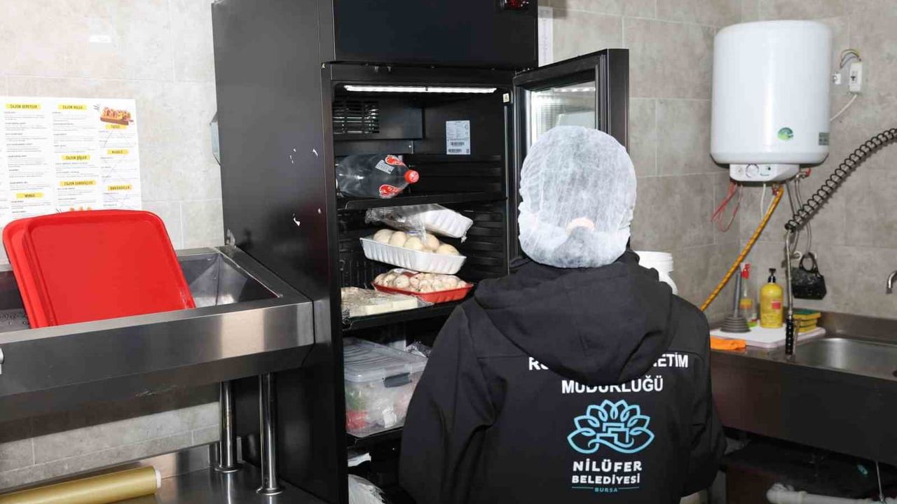 Nilüfer'de Ramazan Öncesi Gıda Denetimi — Başkan Şadi Özdemir Sahada