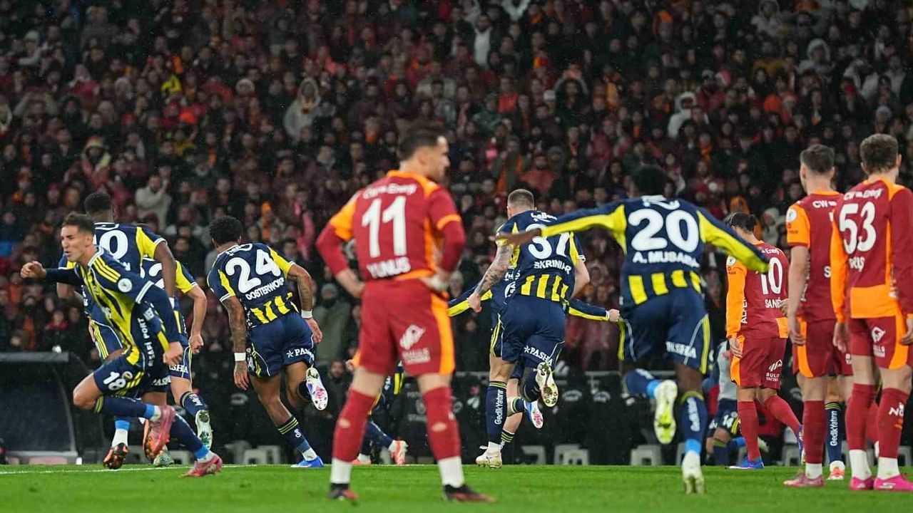 Oosterwolde'den Galatasaray’a İlk Gol — Fenerbahçe 2-0