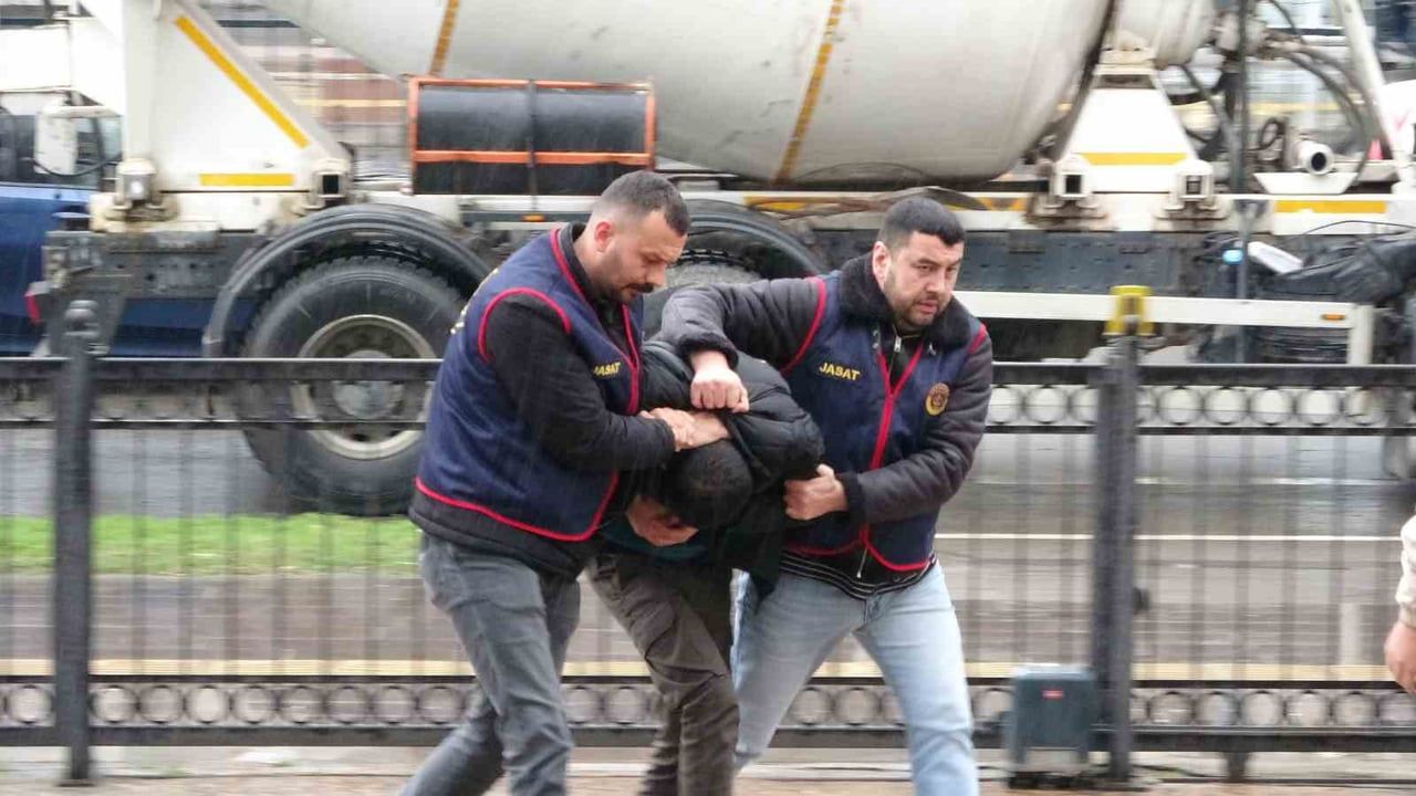Ordu Ulubey'de Bıçaklı Cinayet: Şüpheli Adliyeye Sevk Edildi