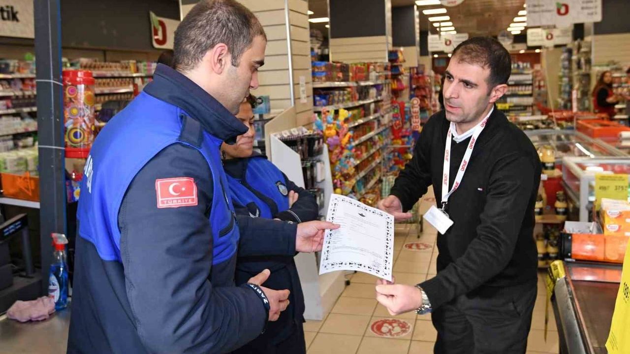Osmangazi'de Market Etiketlerine Zabıta Denetimi