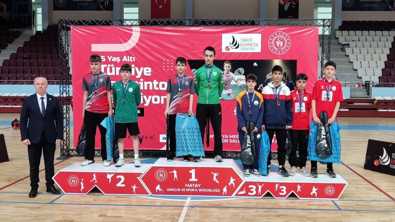 Osmangazili Badmintoncular 15 Yaş Altı Türkiye Şampiyonası'nda Parladı