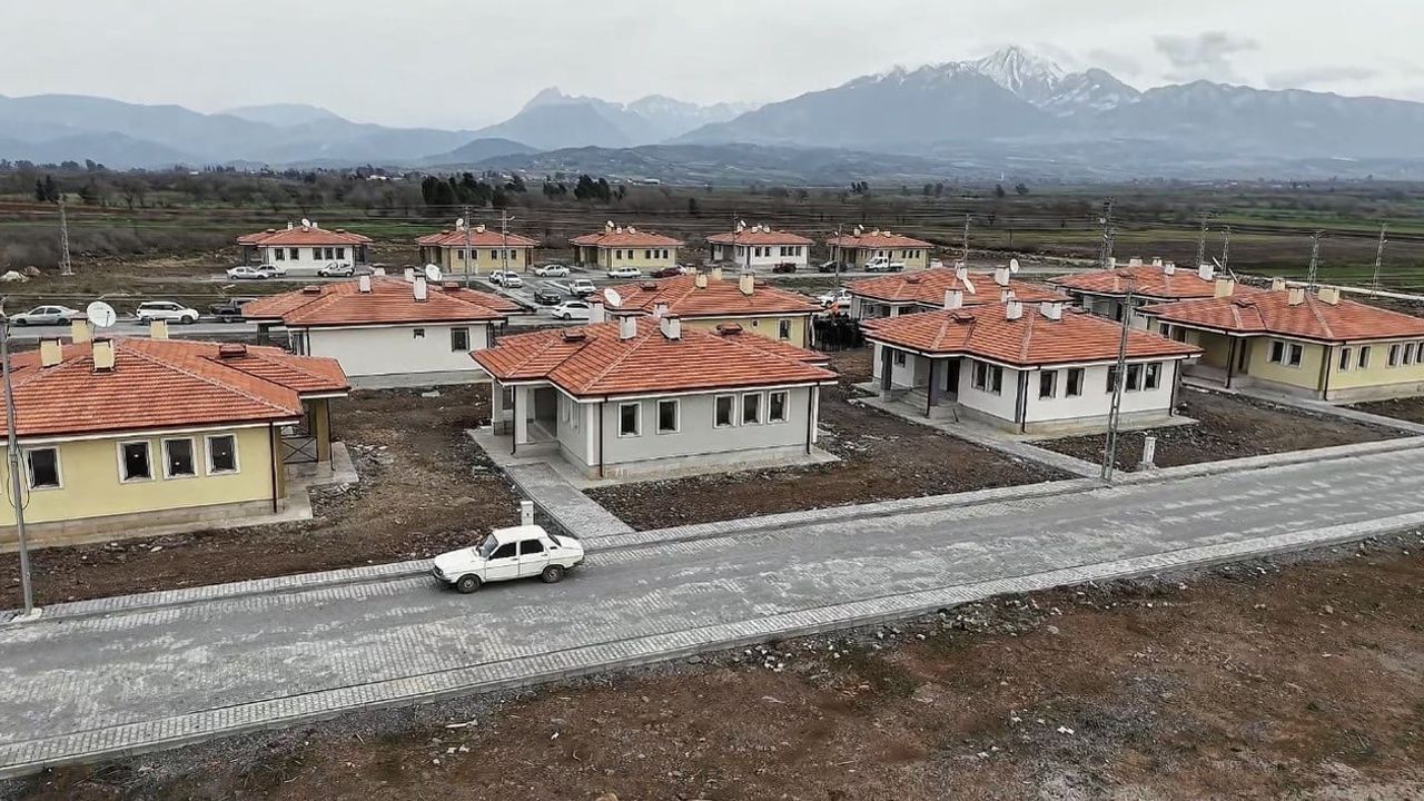 Osmaniye'de 10 Köy Konutu Hak Sahiplerine Teslim E…