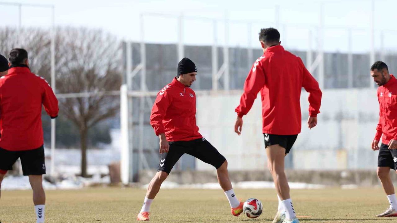 Özbelsan Sivasspor, Pendikspor maçı öncesi hazırlıkları tamamladı