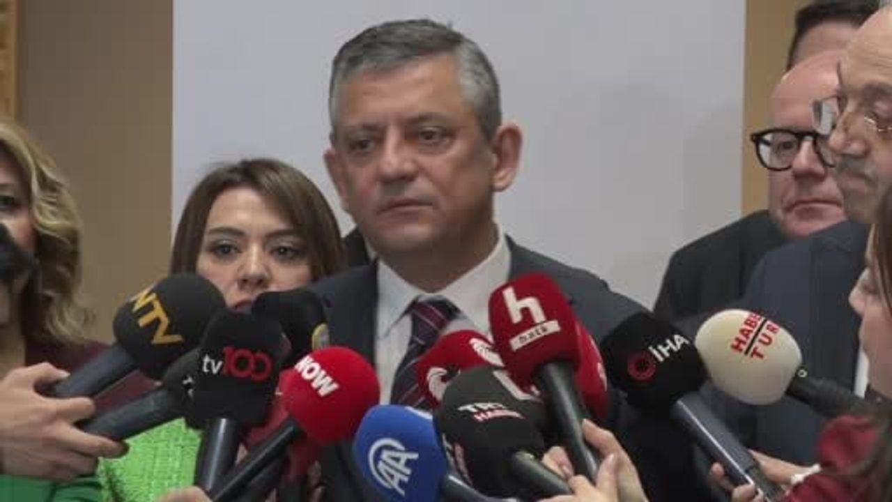 Özgür Özel: CHP emeklilerine sahip çıkıyor — Asgari Ücret ve Sandık Çağrısı