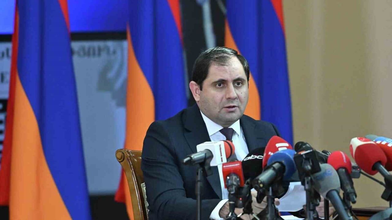 Papikyan: Azerbaycan ile silahlanma yarışına girmeyeceğiz