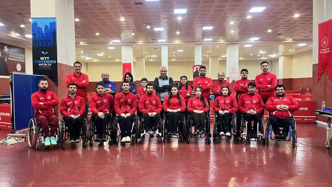Paralimpik Masa Tenisi Milli Takımı Antalya'da Kampta