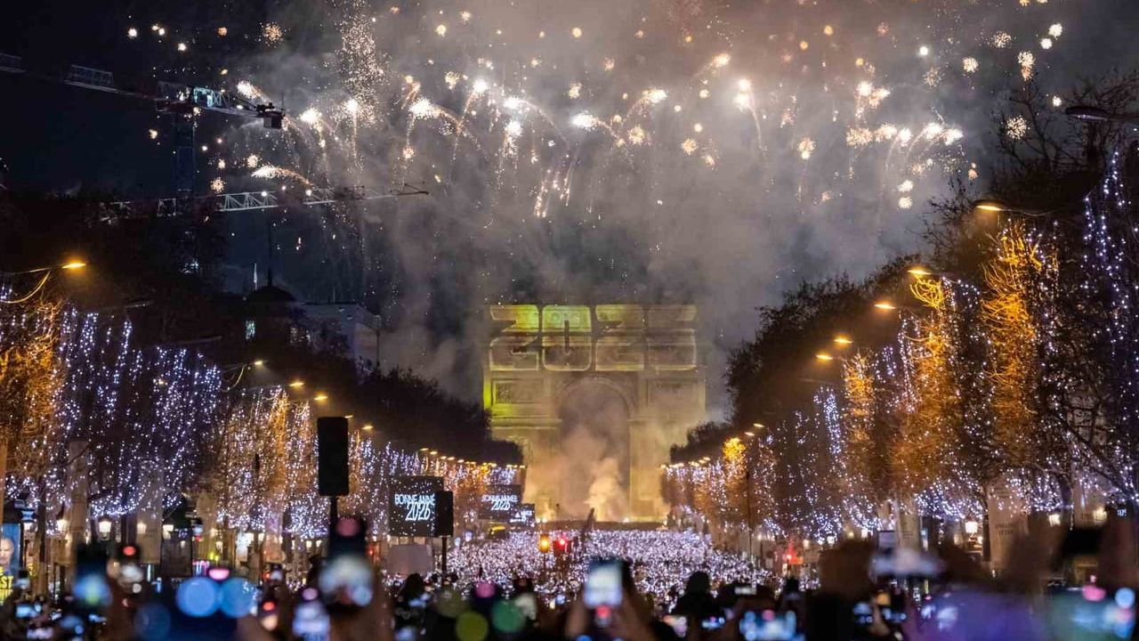 Paris'te 2026 Yeni Yılı: Şanzelize ve Eyfel'de Sıkı Güvenlik