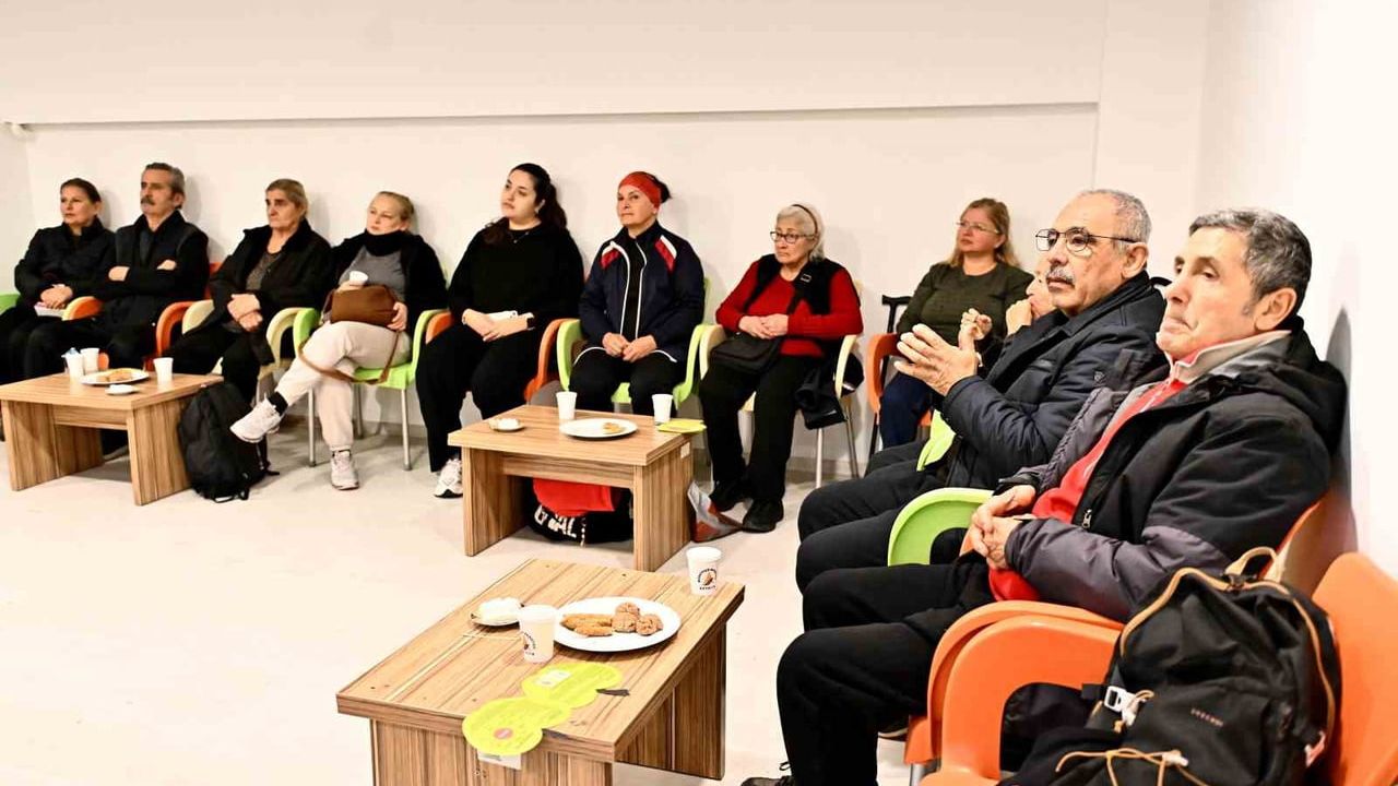 Parkinson Akademi'de 'Yaşam Tarzı Tıbbı ve Parkinson’da Günlük Yaşam' Eğitimi