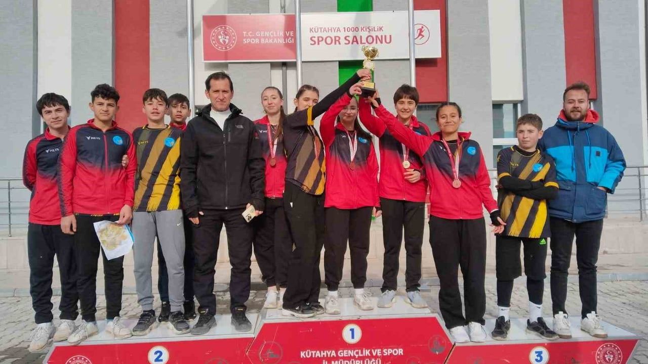 Pazarlar Spor Lisesi Oryantiringde Tarihi Başlangıç: 1 Kupa, 6 Madalya