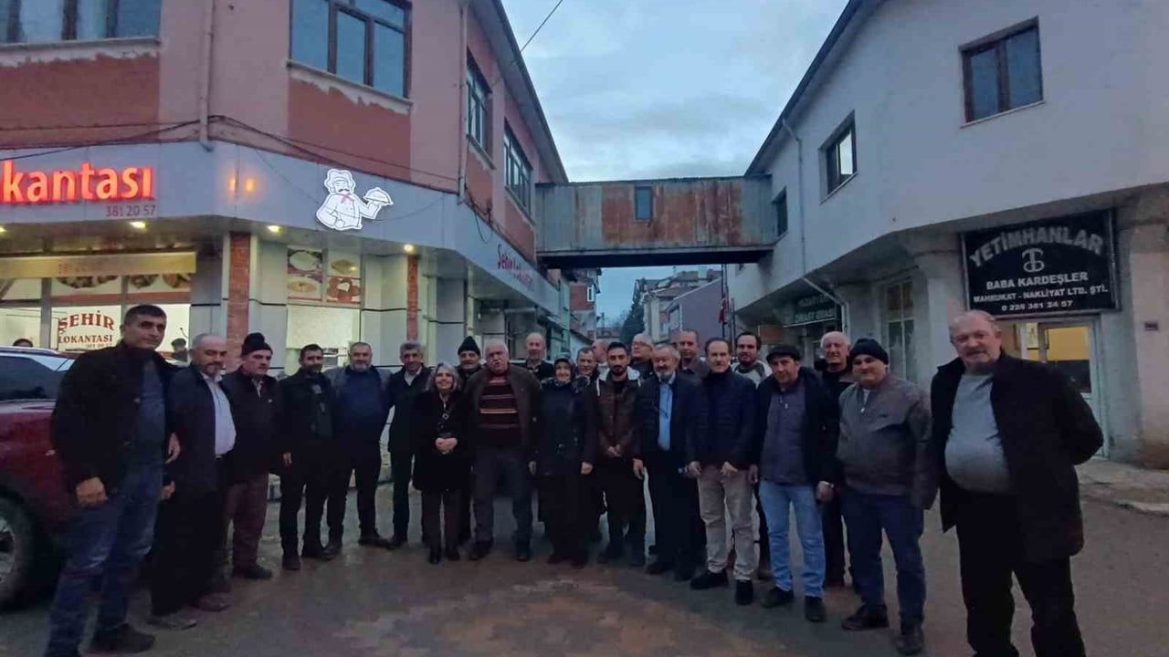 Pazaryeri'de İlçe Özel İdare Müdürü Ayhan Öztürk'e Duygusal Veda