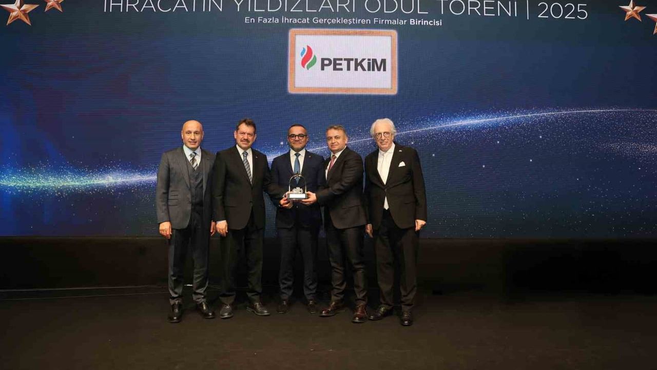Petkim, 'İhracatın Yıldızları 2025'te Ege'nin Şampiyonu