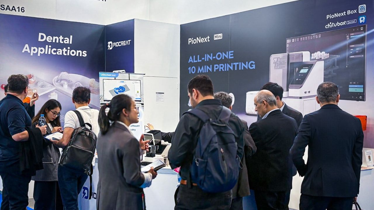 PioCreat AEEDC Dubai 2026'da Dental 3D Baskı Çözümlerini Tanıttı
