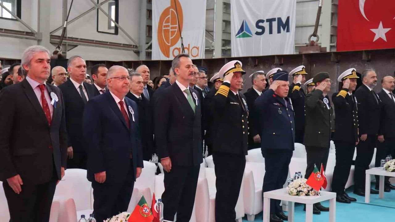 Portekiz'in Lojistik Destek Gemisi Tuzla'da Kızağa Kondu - Güler'den Vurgu