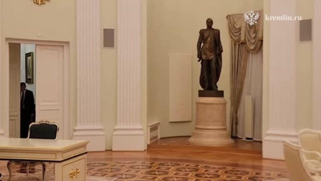 Putin Moskova'da Trump'ın Özel Temsilcisi Witkoff ile Görüştü