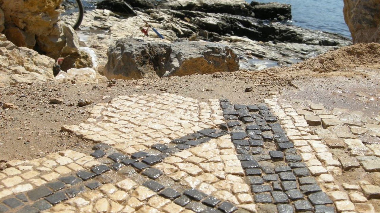 Pygela Otuzbirler Nekropolü Kuşadası'nda Birinci Derece Arkeolojik Sit Alanı