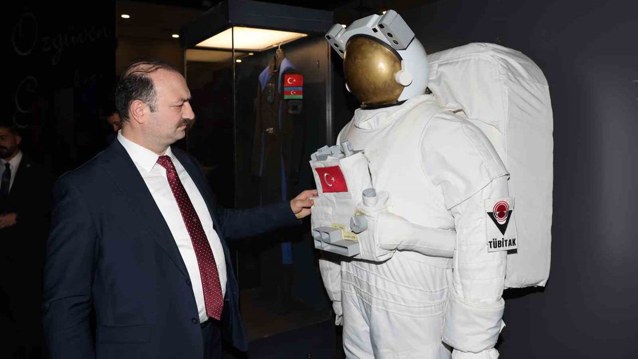 Rektör Hacımüftüoğlu’ndan Bilim Erzurum Ziyareti: "Gelecek Vizyonumuz Gençlerimizin Hayalleriyle Güçleniyor"