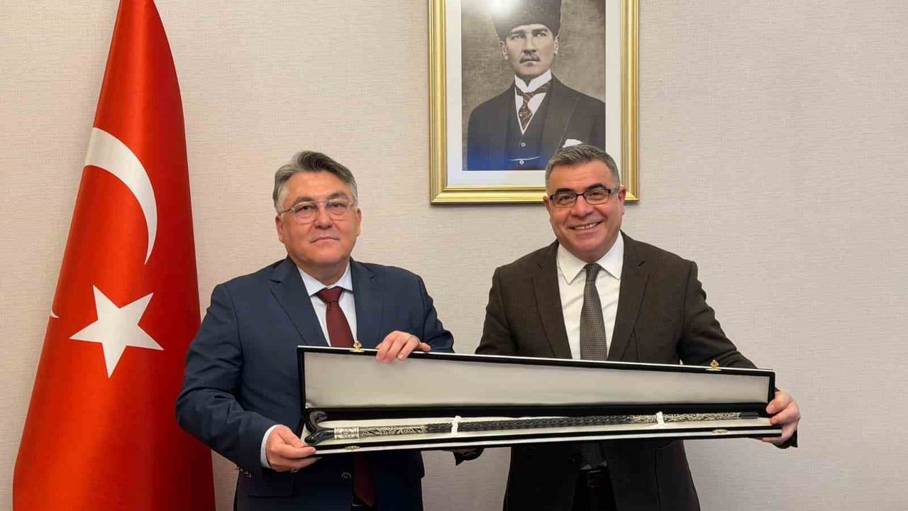 Rektör Özölçer’den İçişleri Bakanı Başdanışmanı Yolcu’ya Ziyaret