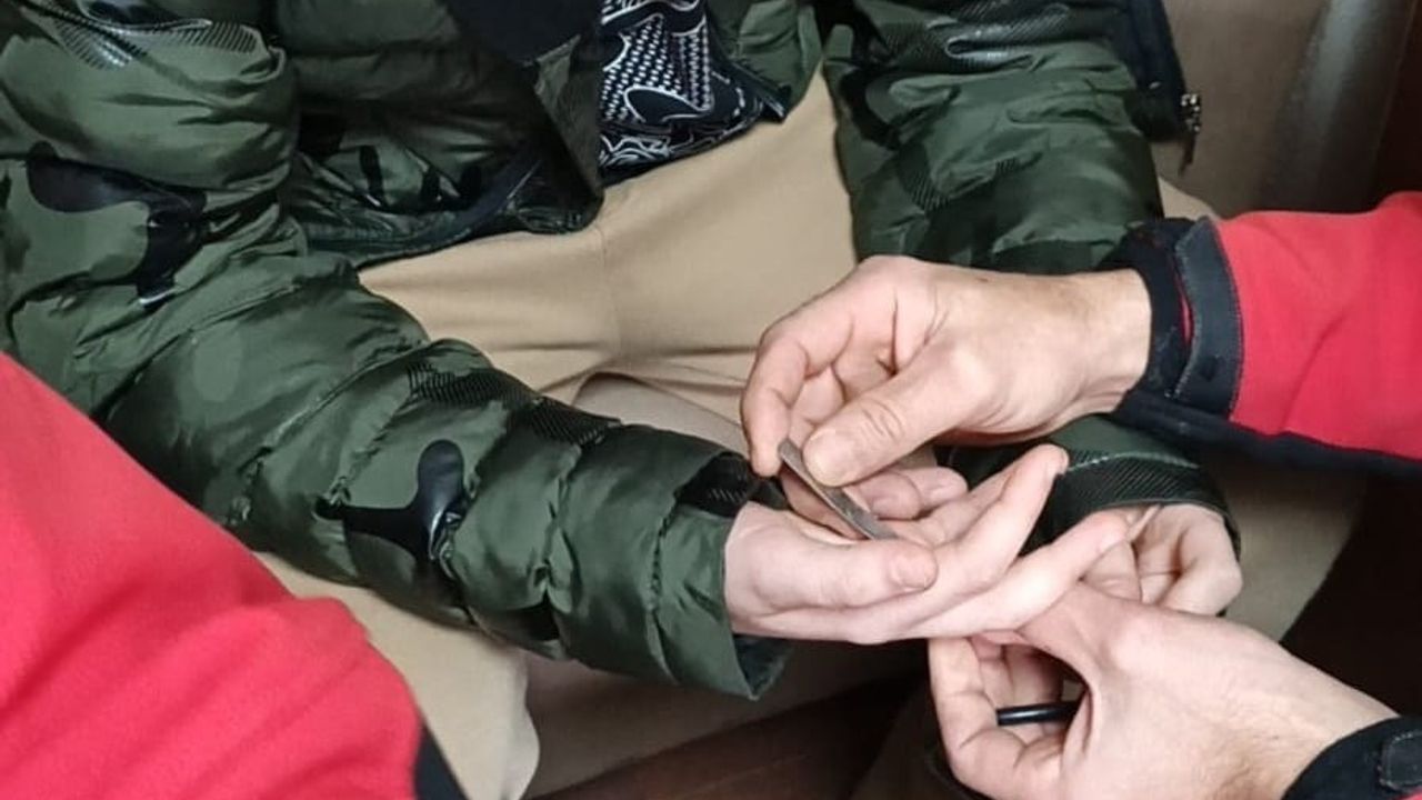 Rize'de İtfaiye 50 Kuruşluk Yüzüğü Çıkardı — 10 Yaşındaki Çocuk Kurtarıldı