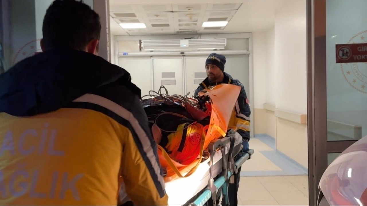 Rumelifeneri’nde Kaybolan Ayfer Özmen, Uçurumdan 7 Saat Sonra Kurtarıldı