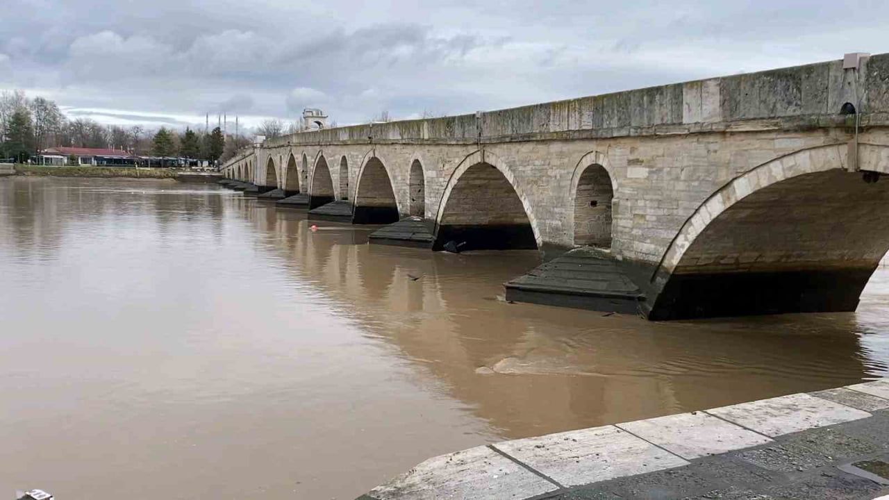 Sağanak Yağış Sonrası Meriç ve Tunca Nehirlerinde Su Seviyesi Yükseldi