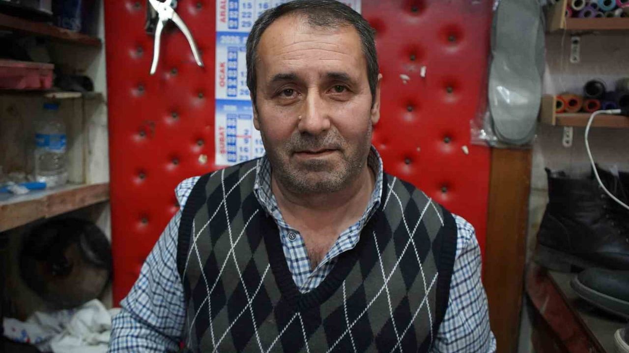 Sakarya'da Ayakkabı Ustalığı Tükeniyor: 20 Yıllık Ustanın Uyarısı