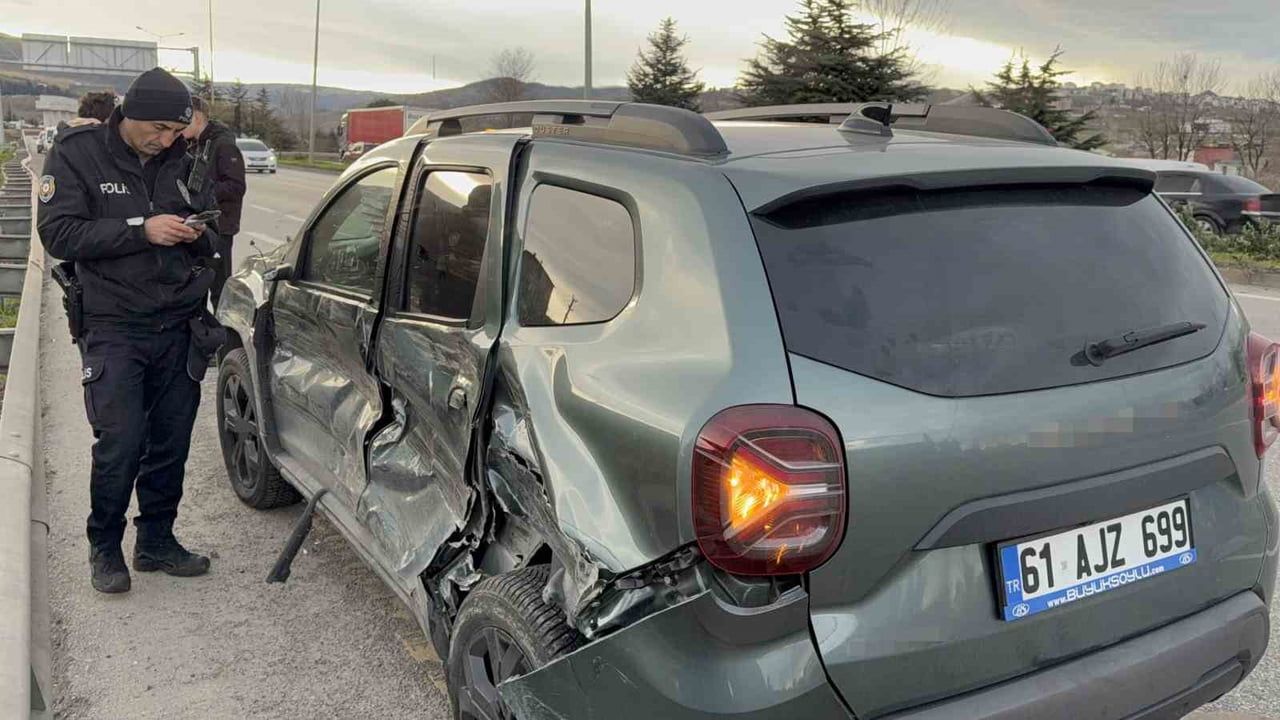 Samsun Canik'te Cenaze Dönüşü Trafik Kazası: 4 Yaralı