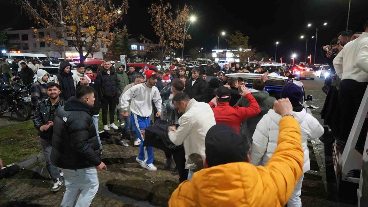 Samsun'da 2026 Coşkusu: Atakum Yat Limanı'nda Yüzlerce Kişi