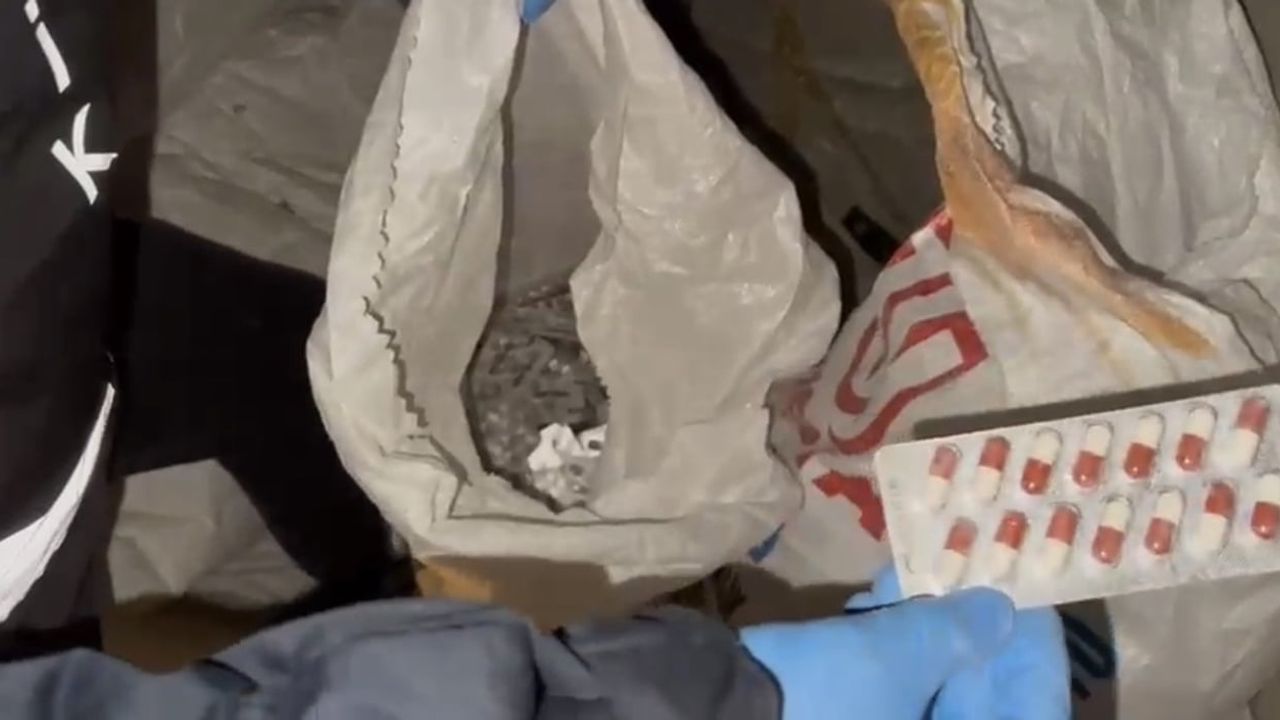 Samsun'da 36 bin 600 Sentetik Ecza Ele Geçirildi, 3 Gözaltı