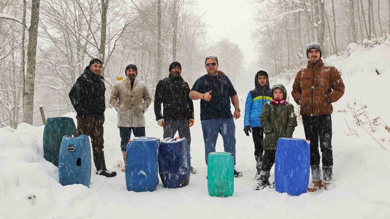 Samsun'da Kar Eğlencesi: Şenyurt'ta Kar 1 Metreye Ulaştı