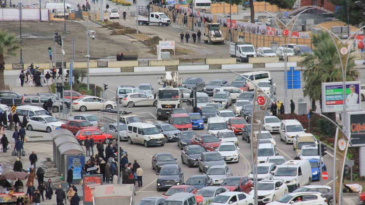 Samsun’da Motorlu Taşıt Sayısı Bir Yılda 39 bin 647 Adet Arttı