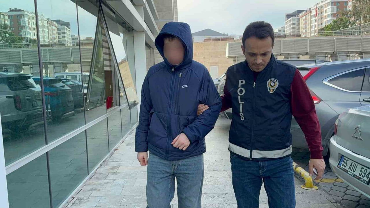 Samsun'da Polisi Yaralayan Şahsa Elektronik Kelepçe ile Ev Hapsi