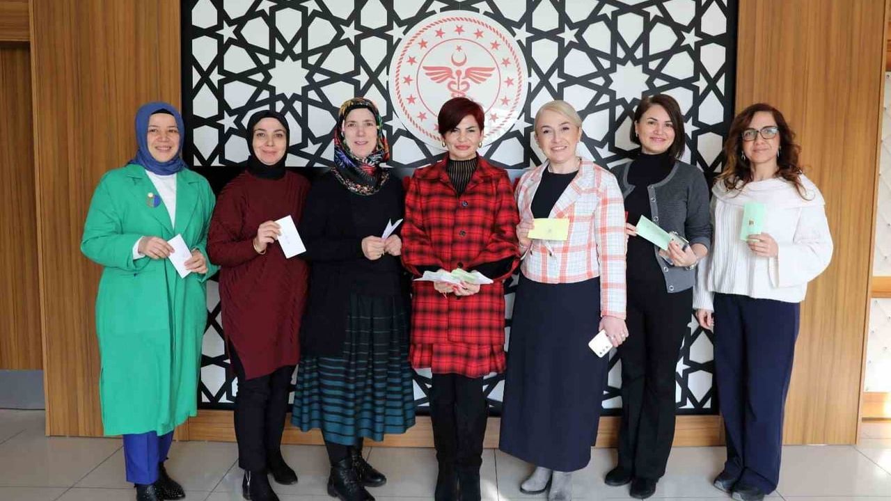 Samsun'da Sağlık Çalışanlarına Serviks Kanseri Tarama Hatırlatması