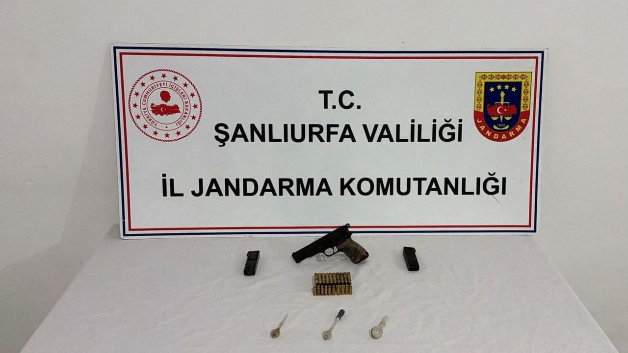Şanlıurfa'da Jandarma 7 Ruhsatsız Silah Ele Geçirdi