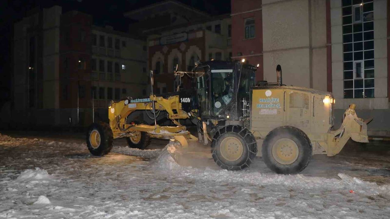 Şanlıurfa'da Okullarda Kar Temizliği — Eğitime Hazırlık