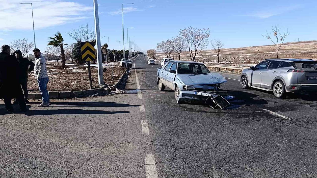 Şanlıurfa'da Trafik Kazası: 4 Kişi Yaralandı