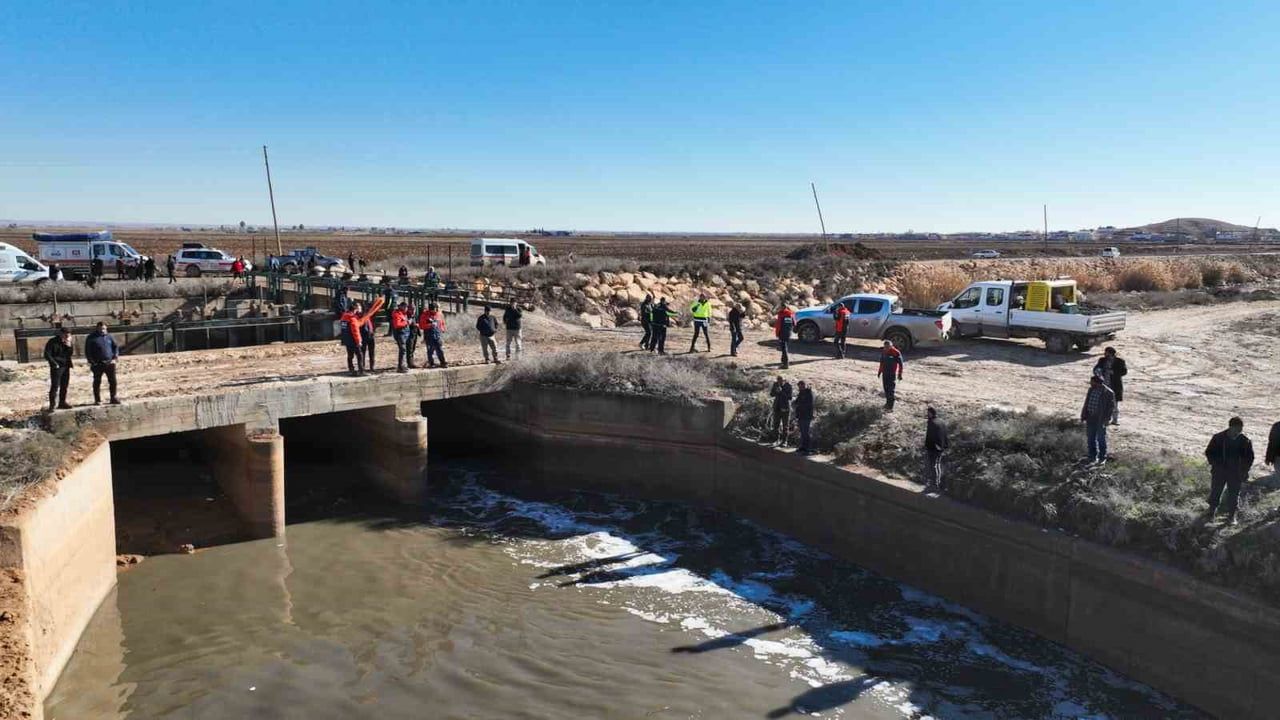 Şanlıurfa Harran'da sulama kanalına düşen sürücü 13 gündür aranıyor